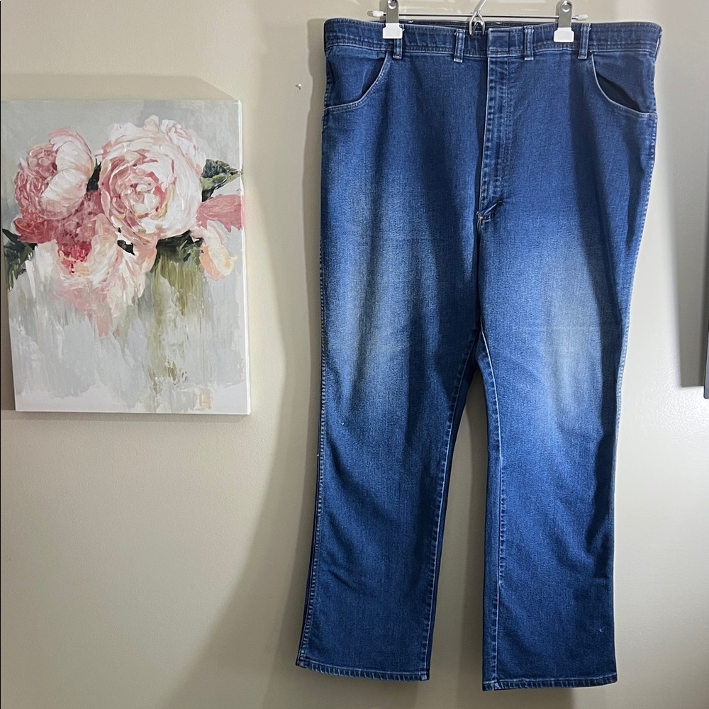 Comfort Action Sports Men's Relaxed Fit Blue Jeans Size 46x32
